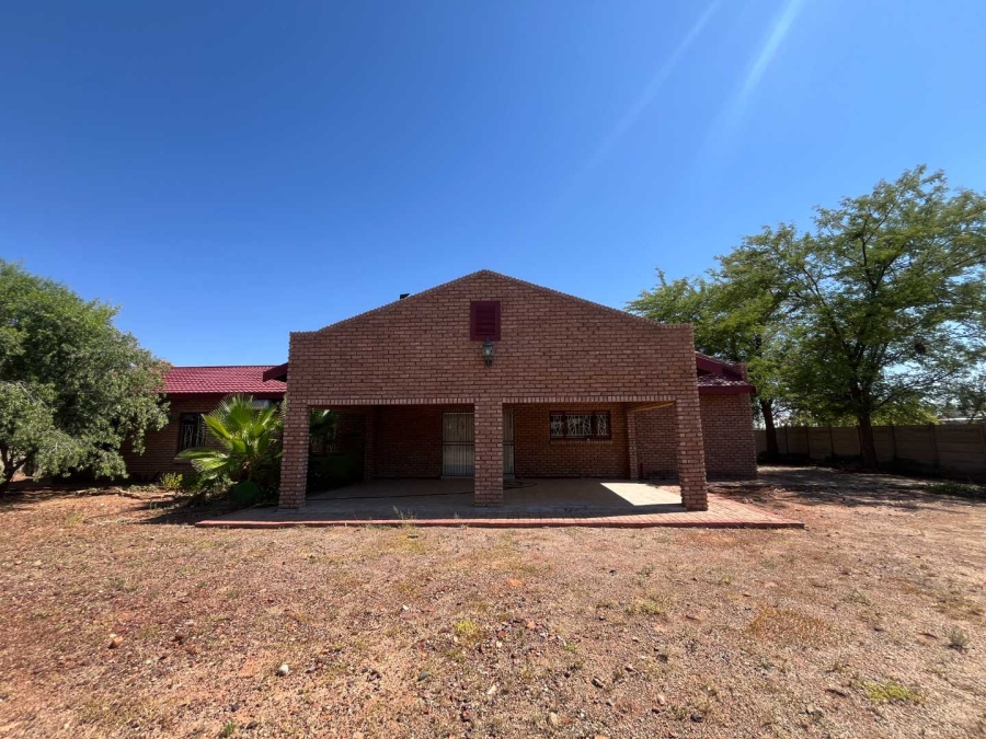 3 Bedroom Property for Sale in Keidebees Northern Cape